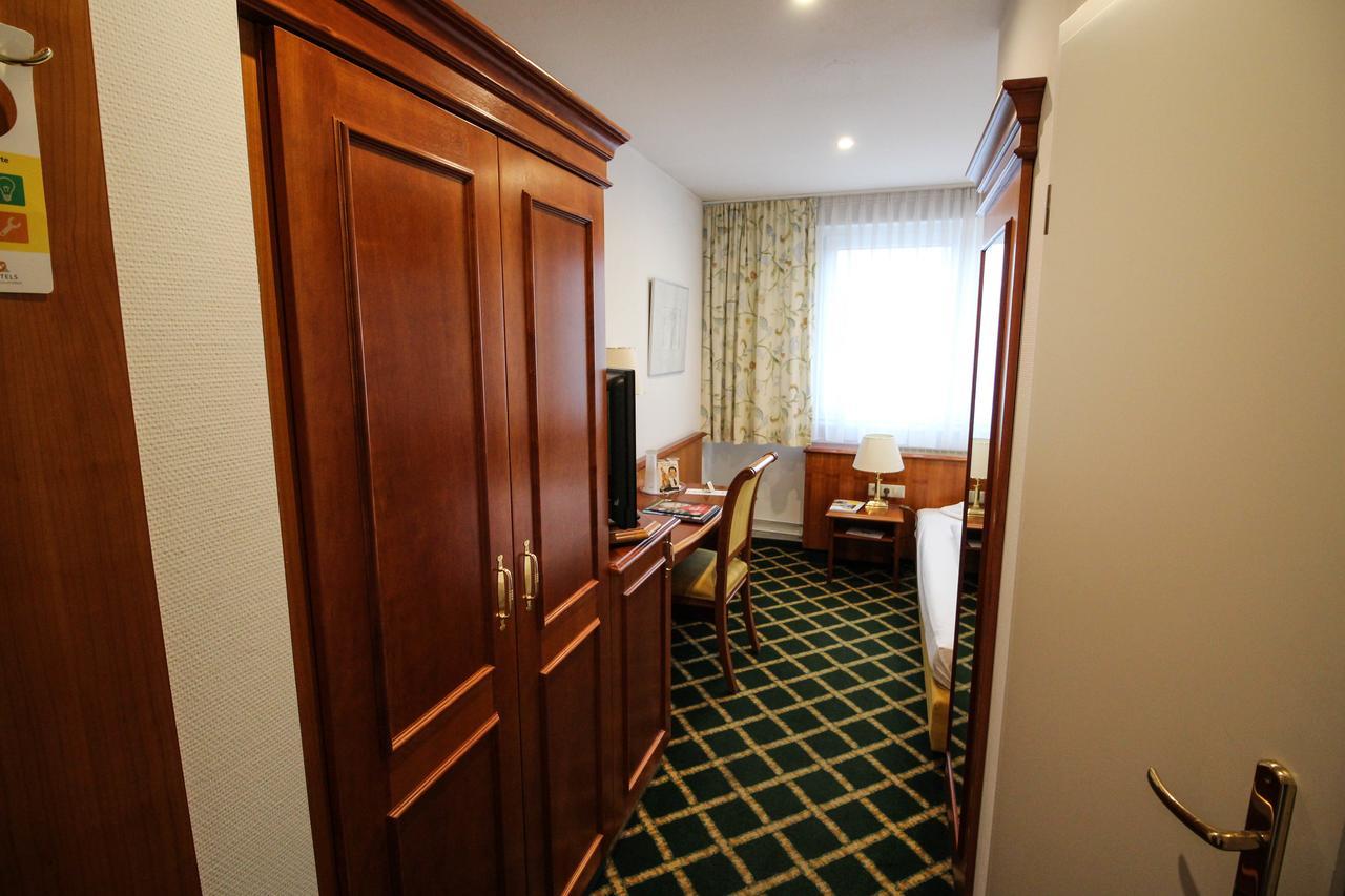 Ringhotel Zum Goldenen Ochsen Stockach Dış mekan fotoğraf