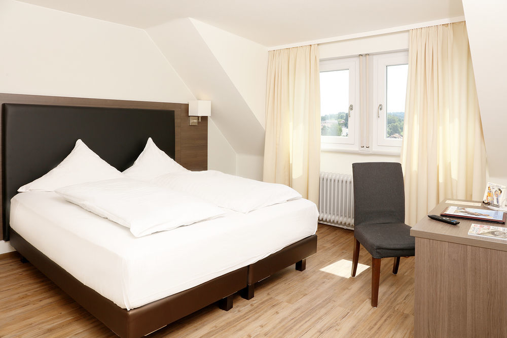 Ringhotel Zum Goldenen Ochsen Stockach Dış mekan fotoğraf